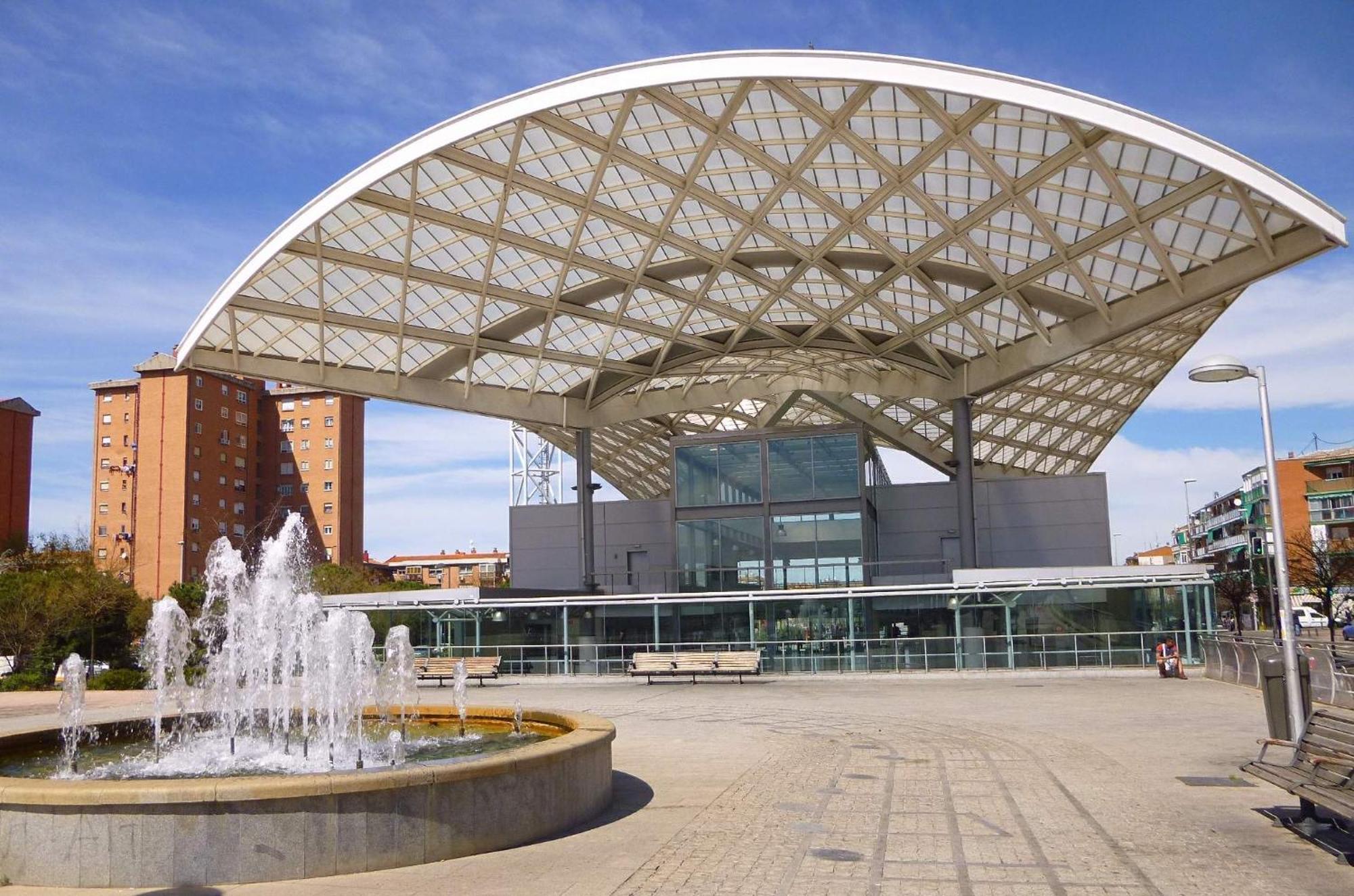 Piso A Una Parada De Atocha, Amplio Y Luminoso Madrid Ngoại thất bức ảnh